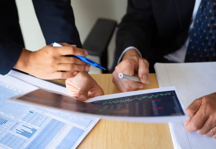 finance advisor